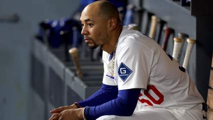 El campocorto de los Dodgers, Mookie Betts, comparte información personal sobre su lesión.