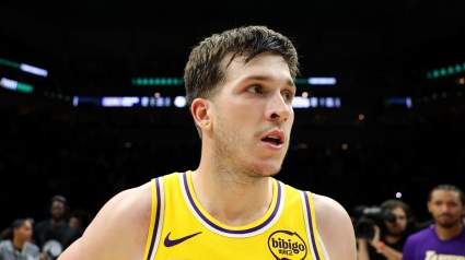 Austin Reaves se enfrenta a un futuro incierto con los Lakers tras la lesión de Luka Doncic.