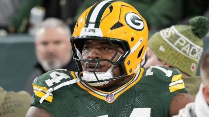 Los Packers firman un nuevo contrato con el joven guardia tras despedir a Elgton Jenkins.