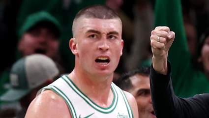 Payton Pritchard le da a Joel Embiid de los 76ers una lección de realidad tras el cuarto partido.