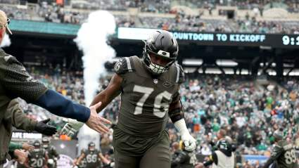 El agente libre de los Jets que se marchó a los Ravens fue criticado por pagarle de más.