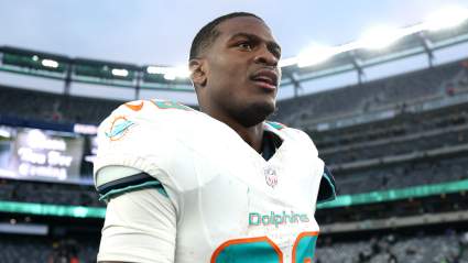 Los Dolphins reciben buenas noticias sobre De'Von Achane en medio de las negociaciones contractuales.