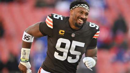 Una masiva negociación permite a los Browns obtener una gran cantidad de jugadores de los Bears a cambio de Myles Garrett.