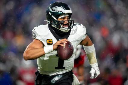 Según un informe, los Eagles podrían estar planeando prescindir de Jalen Hurts.