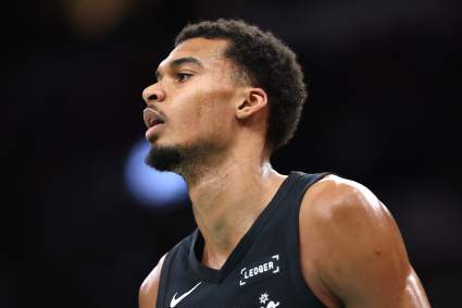 Los San Antonio Spurs dan a conocer una importante noticia sobre Victor Wembanyama antes del partido contra los Mavericks.