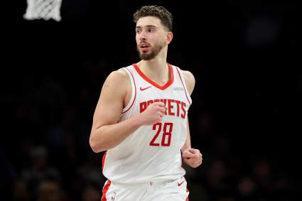 La estrella de los Rockets, Alperen Sengun, aclara la polémica en torno al vídeo viral de LeBron James.