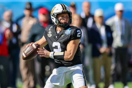 El polémico mariscal de campo Diego Pavia recibe buenas noticias sobre su futuro con los Ravens.