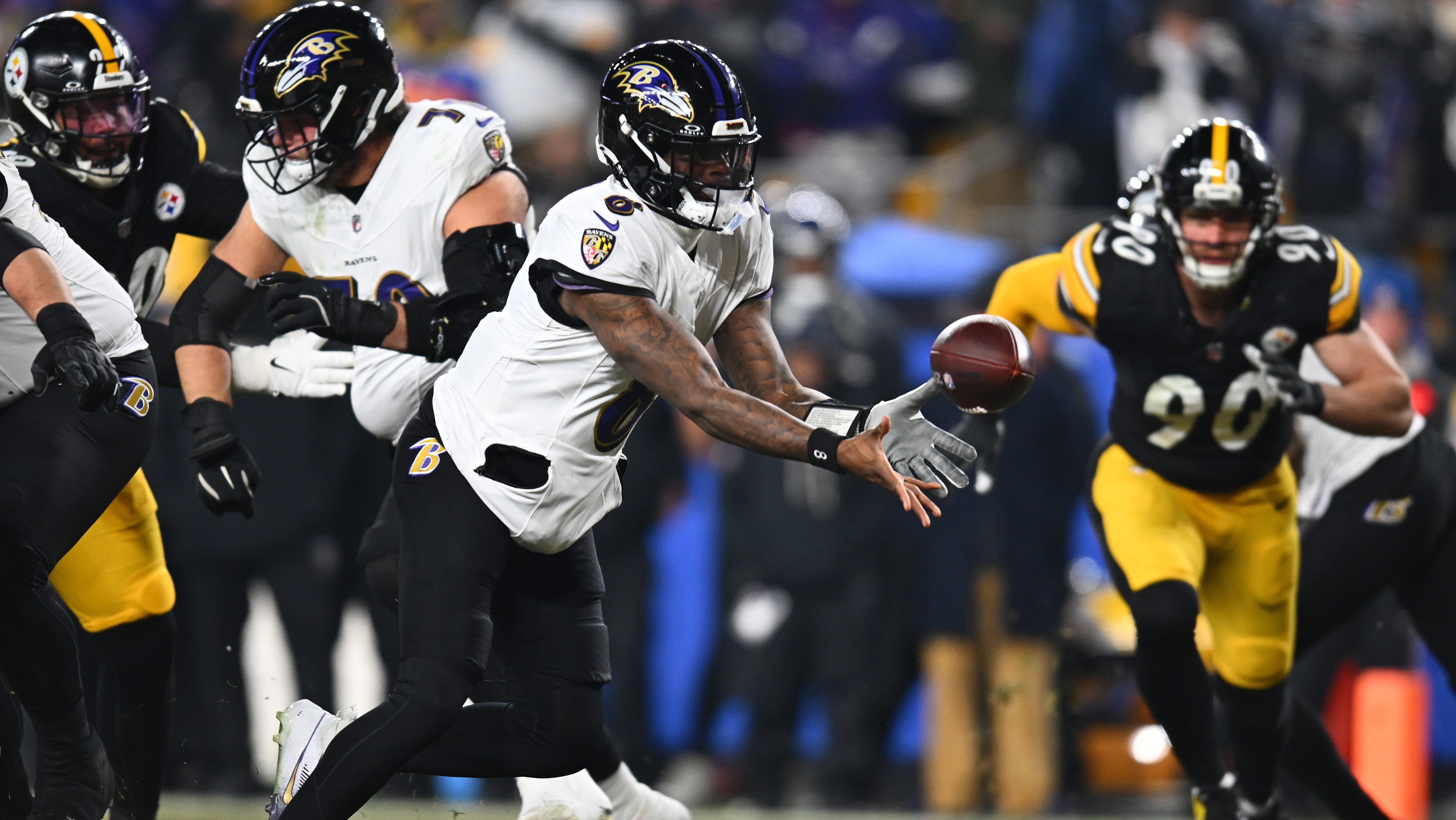 Los Steelers "se vengan" de los Ravens antes del Draft de la NFL: Informe