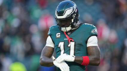 El gerente general de los Eagles, Howie Roseman, emite una importante declaración sobre el futuro de AJ Brown.