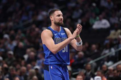 La ruptura entre Klay Thompson y Megan Thee Stallion de Mavericks recibe una alocada opinión de DJ Akademiks.