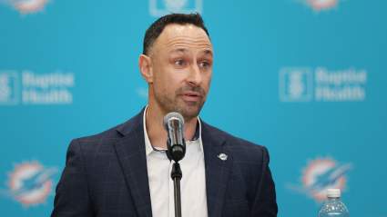 Los Dolphins lanzan una sonada idea de intercambio que envía a su mariscal de campo a Arizona.