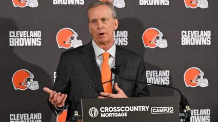 Un informante revela su pronóstico para el mariscal de campo titular de los Browns en la Semana 1, antes del Draft de la NFL.