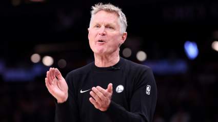 Steve Kerr reacciona al impresionante partido de regreso de Stephen Curry con 29 puntos.