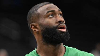 Jaylen Brown, de los Celtics, ofrece una opinión sincera sobre los chistes de mano izquierda.