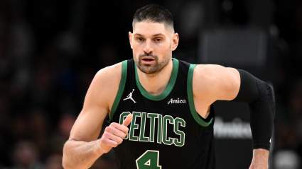 Los Boston Celtics anuncian su quinteto titular contra los Raptors tras la noticia sobre Nikola Vucevic.