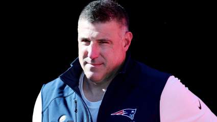 Los fanáticos de los Patriots expresan su indignación después de que Mike Vrabel fuera visto con la experta de la NFL, Dianna Russini.
