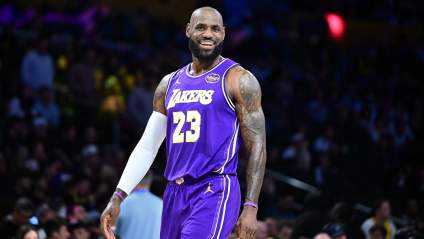 LeBron James fue más fácil de entrevistar que Jeremy Lin, según revela una fuente interna de la NBA.