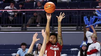 El escolta de Alabama ingresa al portal de transferencias tras una temporada decepcionante en Tuscaloosa.