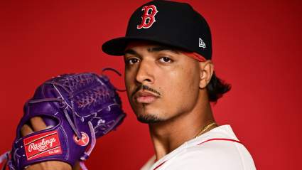 Los Red Sox hacen un anuncio inquietante sobre Johan Oviedo durante el partido contra los Padres.