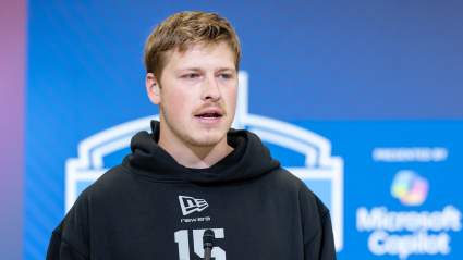 Los Eagles se reunieron extensamente con un mariscal de campo versátil y con gran potencial en el Draft de la NFL de 2026: Informe