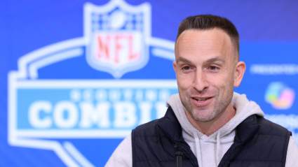 Se prevé que los Dolphins busquen un nuevo mariscal de campo local en una proyección muy temprana del Draft de la NFL de 2027.