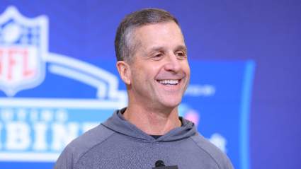 Los Ravens podrían ser estafados por John Harbaugh tras un rumor impactante.