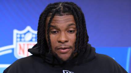 Los Broncos consiguen a Tyler Onyedim tras un intercambio estratégico con los Bills el día del draft.