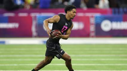 Los Chargers obtienen una selección adicional en la predicción de intercambios del día del Draft.