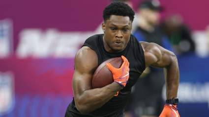Los Ravens seleccionan a 'Baby Julio' para reemplazar a Keaton Mitchell.