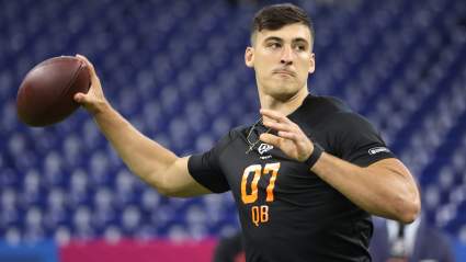 Los Ravens fichan a un mariscal de campo de 1,90 m y 102 kg con un contrato de 3 años tras el Draft de la NFL.