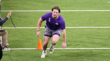 Los aficionados de los Detroit Lions expresan su descontento con la selección de Blake Miller.