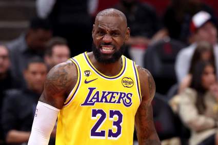 LeBron James sufre una derrota histórica mientras los Lakers se llenan de lesiones.