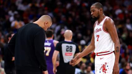 ¿Por qué Kevin Durant no juega el cuarto partido, crucial para la victoria? El entrenador de los Rockets lo explica.