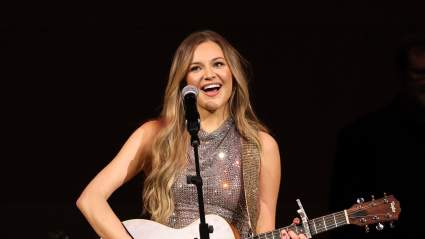 Kelsea Ballerini se asocia con CMA para una búsqueda de talentos con un premio de 200.000 dólares.