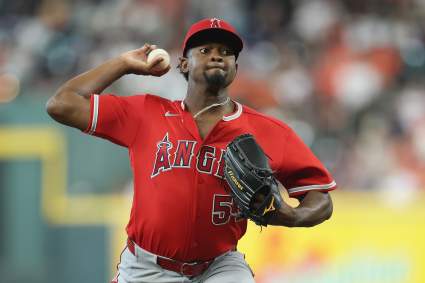 Se prevé que los Blue Jays adquieran al abridor de los Angels con una efectividad de 0.33 tras las noticias sobre Shane Bieber.