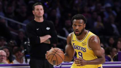 LeBron comenta sobre los minutos que Bronny merece jugar en los playoffs de los Lakers.