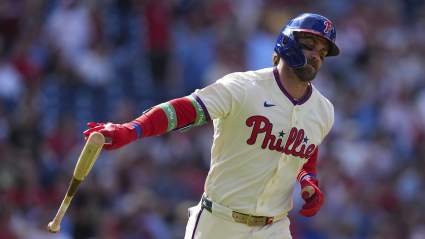 El agente de Bryce Harper envía una nueva solicitud de contrato en medio de la tensión.