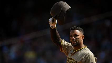 VIDEO: Xander Bogaerts recibe una ovación de pie en su emotivo regreso a Fenway Park.