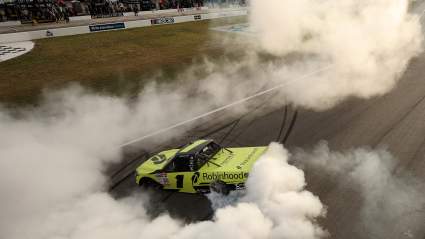 Corey Heim sigue imparable con su victoria en la NASCAR Truck Series en Rockingham.