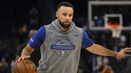 Los Warriors reciben una preocupante actualización sobre Steph Curry antes del partido de repesca contra los Suns.
