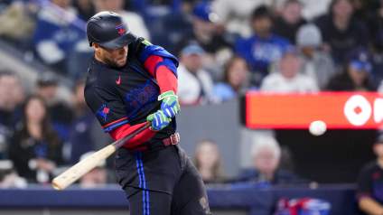 Los Blue Jays fichan un nuevo bate "destructor de bolas rápidas" ante el inminente regreso de George Springer.