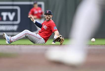 Informe: Trevor Story no está contento con la reciente decisión de los Red Sox de despedir a Alex Cora y Jason Varitek.