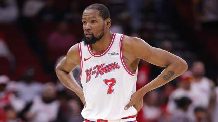 El brutal informe de lesiones de los Rockets contra los Lakers revela la cruda realidad de los playoffs antes del segundo partido.