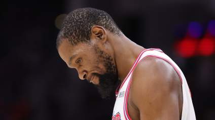 Un informante de la NBA revela la verdad detrás de los rumores sobre Kevin Durant durante la serie Rockets-Lakers.