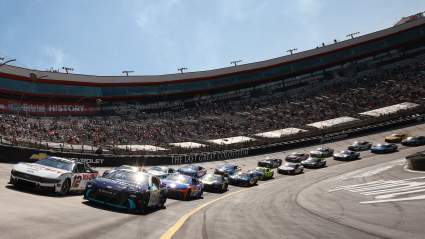 Los índices de audiencia de NASCAR Bristol caen por debajo de los 2 millones al estancarse el impulso inicial de la temporada.