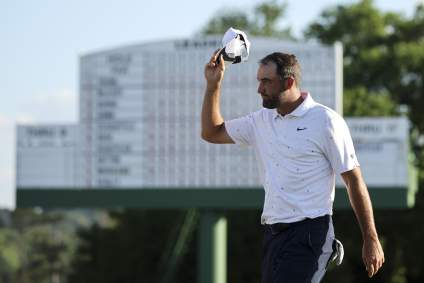 Scottie Scheffler hace historia en el Masters a pesar de no poder vencer a Rory McIlroy.