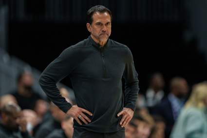 Erik Spoelstra critica duramente a LaMelo Ball tras la lesión de Bam Adebayo.