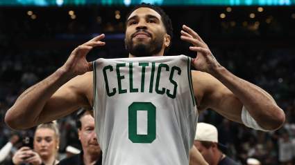 Jayson Tatum logró tres hazañas asombrosas en la derrota del segundo partido.
