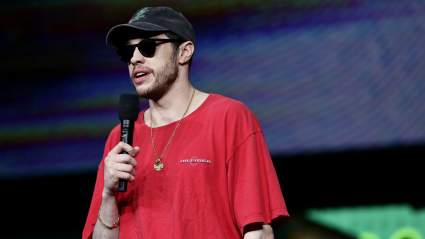 Pete Davidson, exmiembro de SNL, gastó 200.000 dólares en un cambio radical.