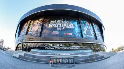 Los fans de la WWE critican duramente la primera noche de WrestleMania.